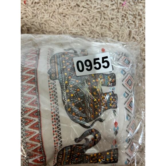 JC Fits S Top Cream Elephants Bead Crochet Slit Sleeve Boho Safari Travel Glam - Picture 9 of 9